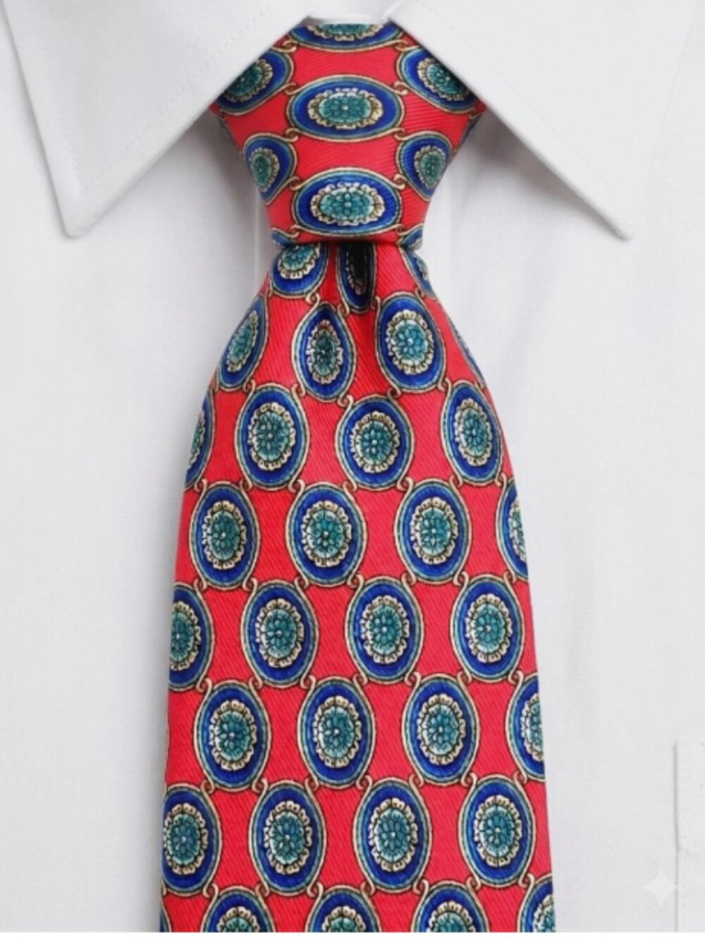 Vintage Burberrys of London Men’s Silk Tie Red Blue Medallion Geometric Pattern